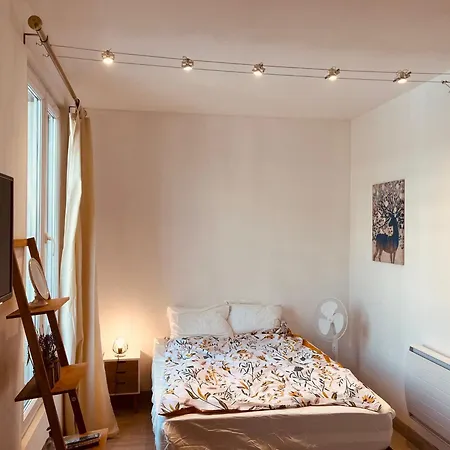 Logement Complet A Proximite De Paris Apartment
